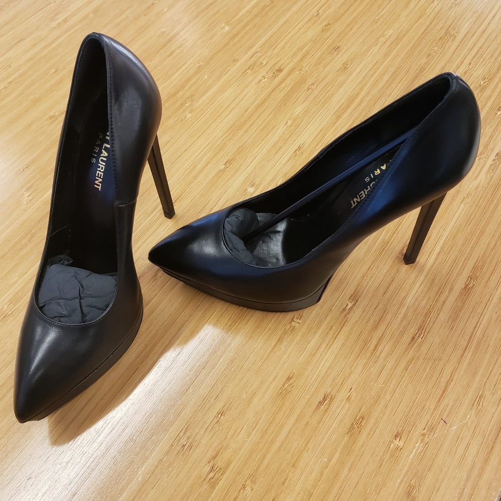 Saint Laurent Paris Janis 105 Pump Size 39